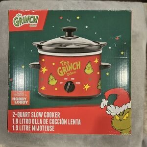 Dr Seuss The Grinch 2-Quart Slow Cooker Crock Pot Holiday Christmas Party New